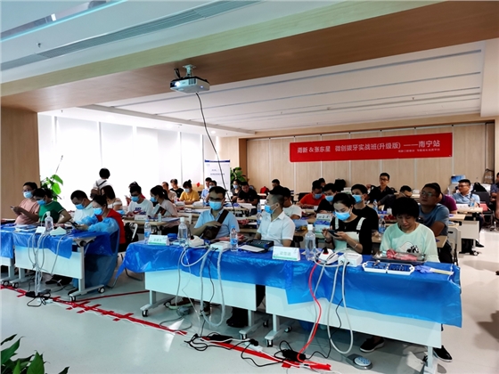 張東星老師南寧站微創拔牙實操課——宇森電動馬達助力